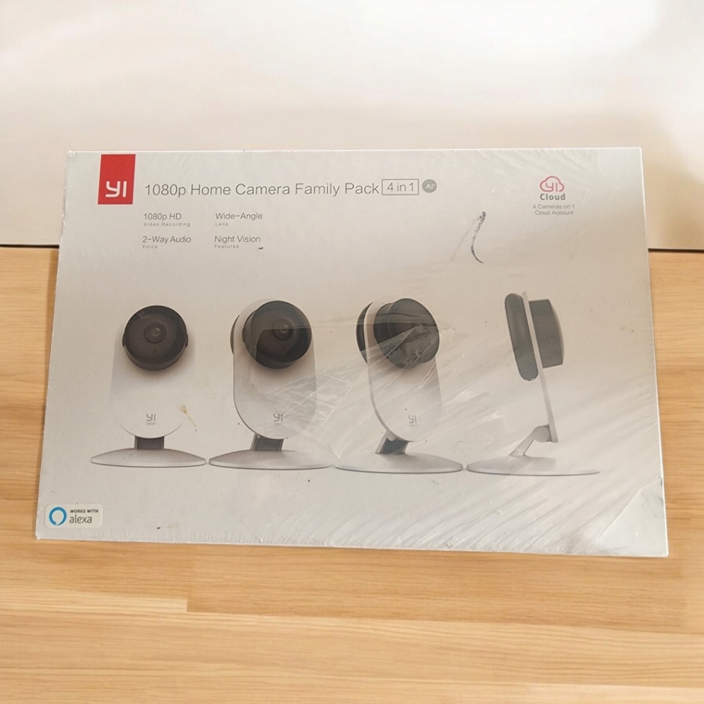 NEW IN BOX YI 1080p Home Camera Family Pack 4in1